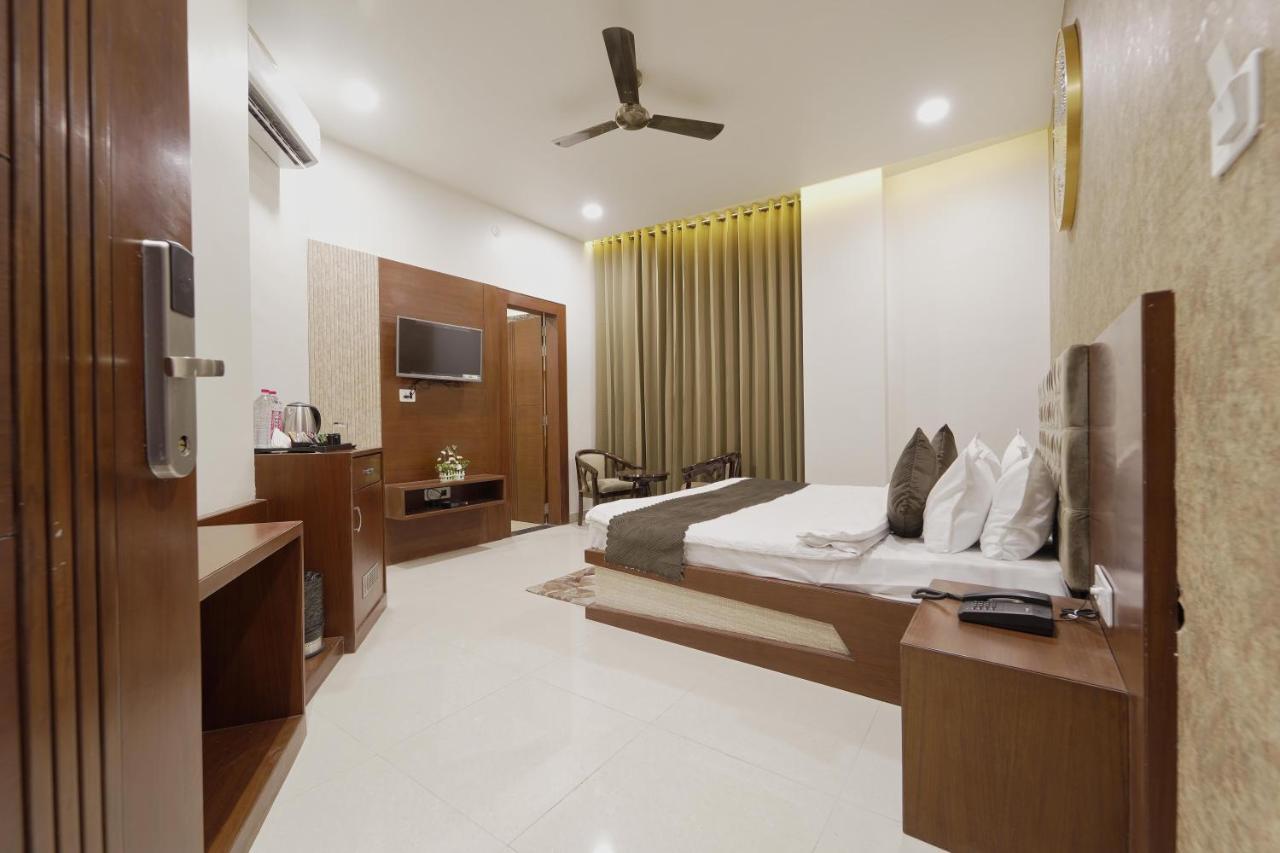 Hotel Ajmer Sheraton エクステリア 写真