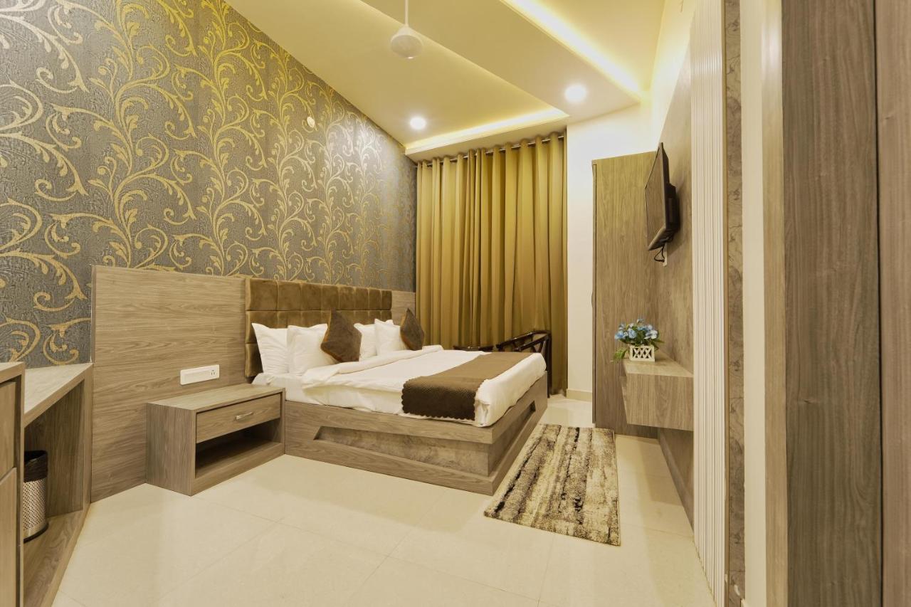 Hotel Ajmer Sheraton エクステリア 写真