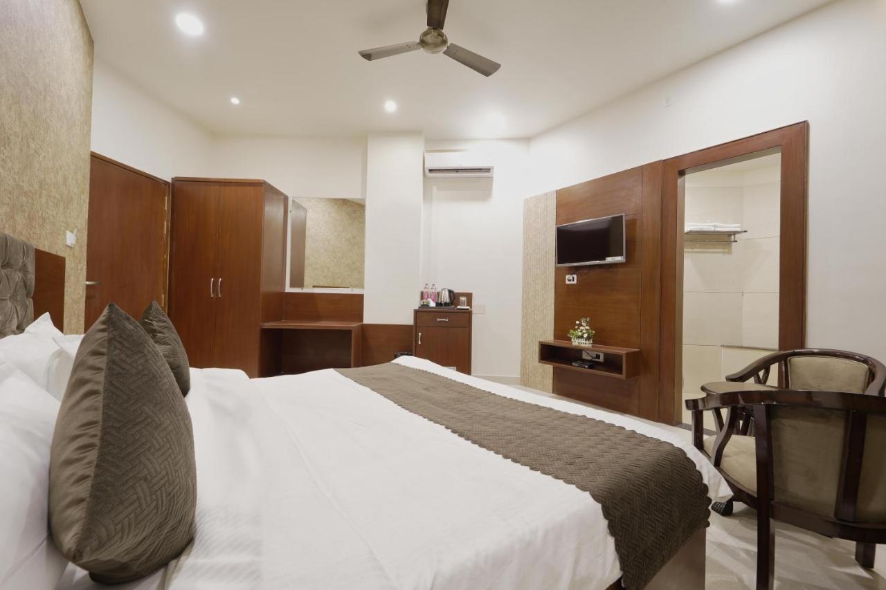 Hotel Ajmer Sheraton エクステリア 写真
